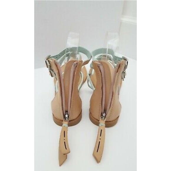 Dolce Vita Darrah Leather Gladiator Thong Sandals - Picture 4 of 5